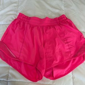 Lululemon hotty hot short 4” hot pink